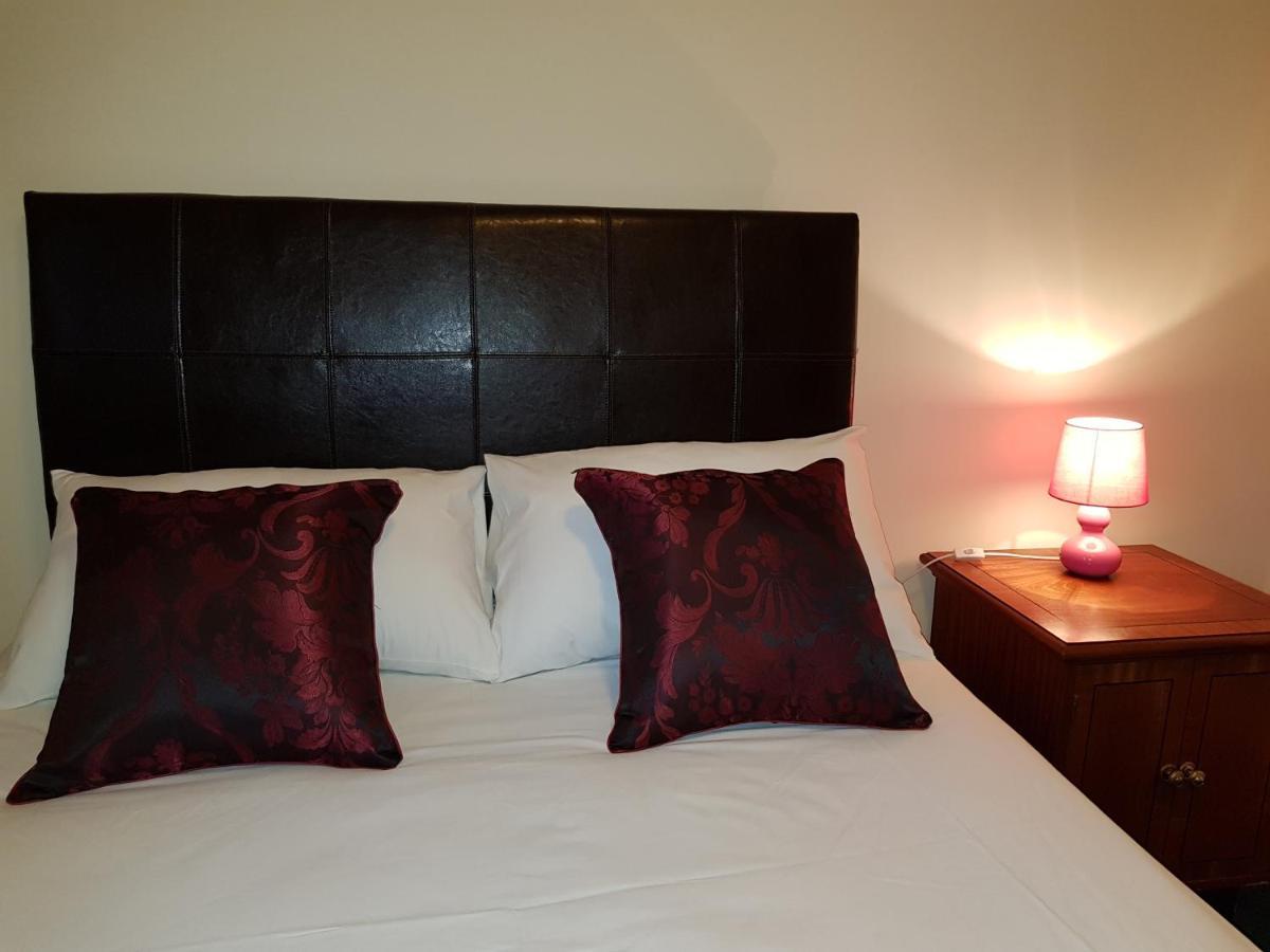 The Anchorage Hotel Трун Экстерьер фото