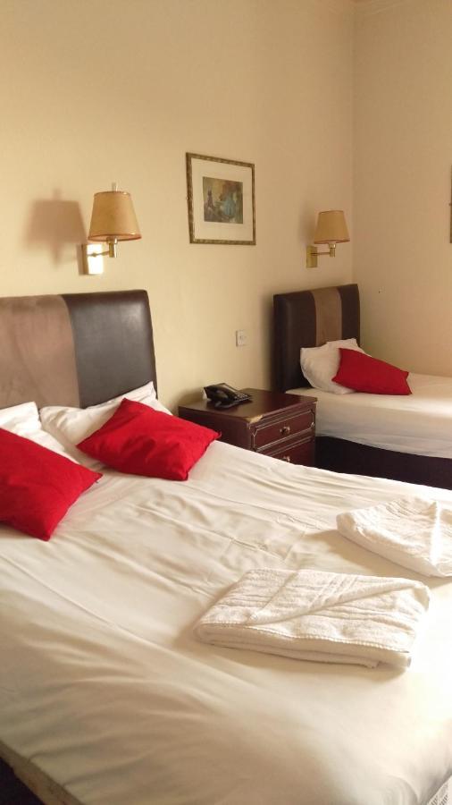 The Anchorage Hotel Трун Экстерьер фото